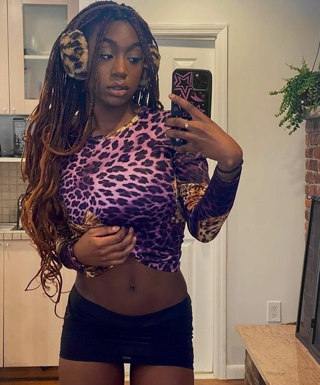 mature wife onlyfans hot naked pic