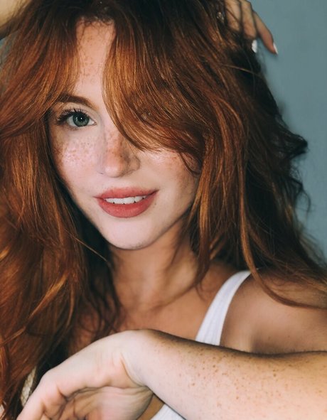 danielleboker erotic actress gallery