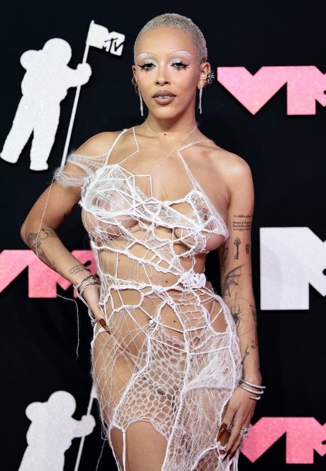 cheerleader onlyfans art naked galleries