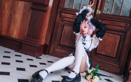 tenletters nudes star pics