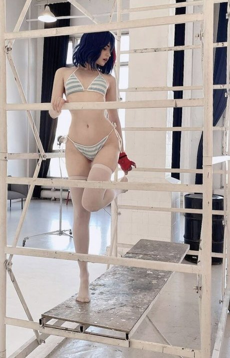 tenletters hot actress image