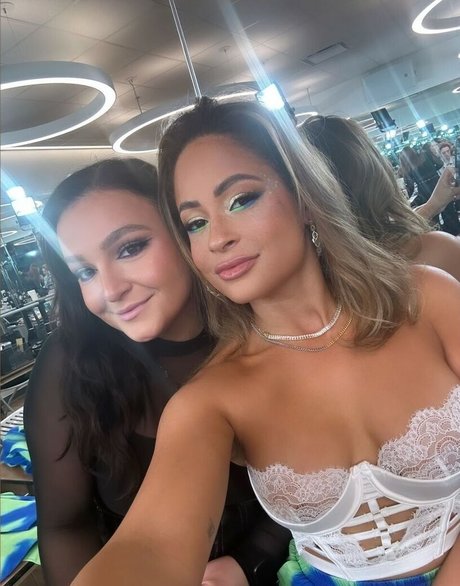 caught masturbating onlyfans exclusive pictures