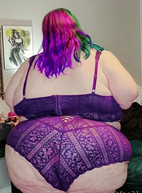 trixiefae21 top actress gallery