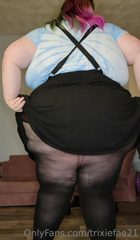 trixiefae21 pornstar adult pic