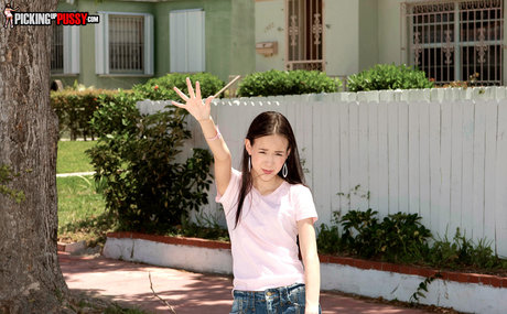 non nude onlyfans free xxx image