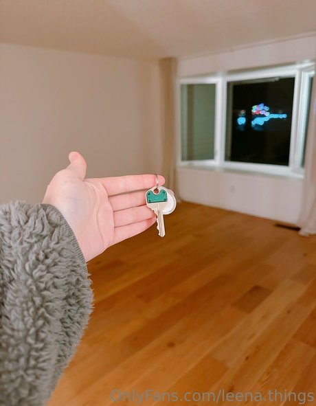 leena things pretty star img