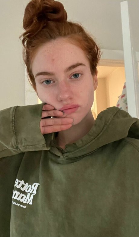 Kennedy Walsh free star galleries