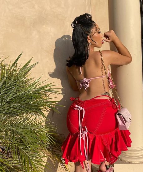 Kali Uchis porn star pictures