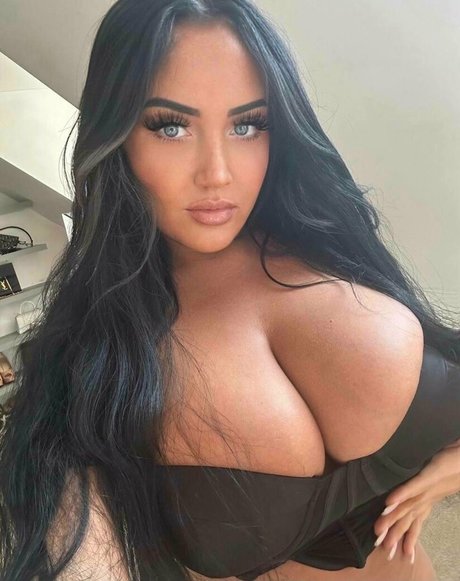 brunettebabiii hd star gallery