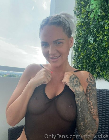 mo vivike high quality model gallery