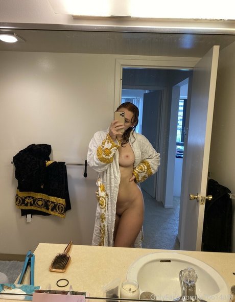 Carrot Cake pornstar top photos