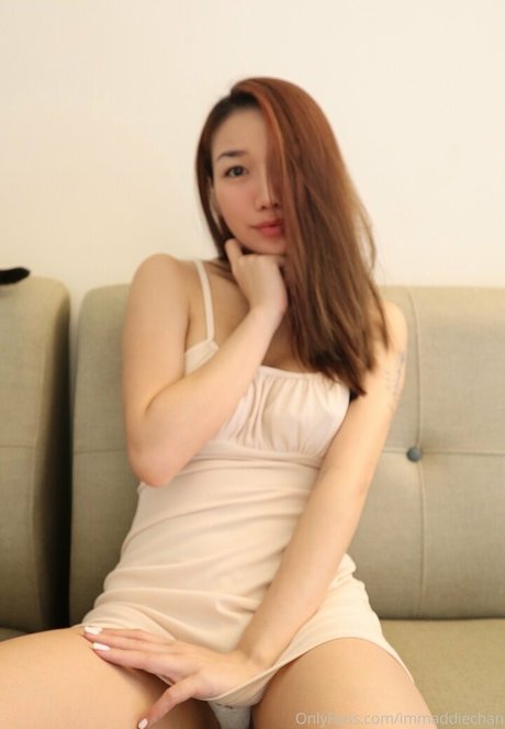 immaddiechan best model gallery