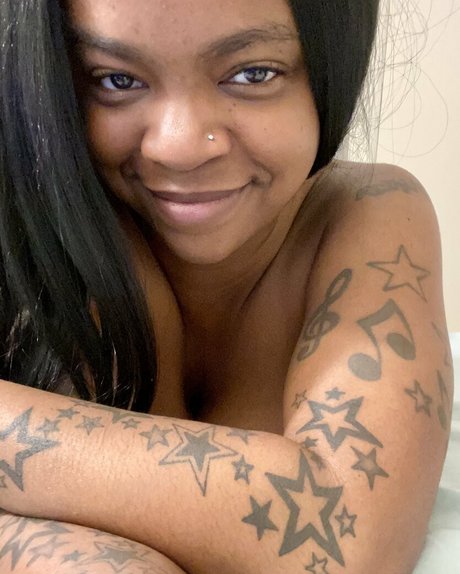 yummybrownfox model adult archive