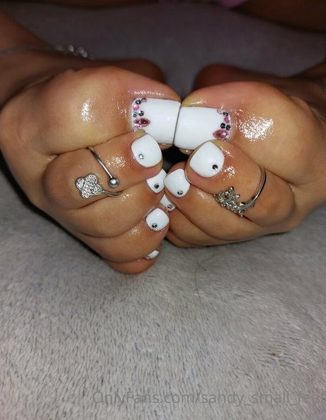 sandy small feet naked pornstar images