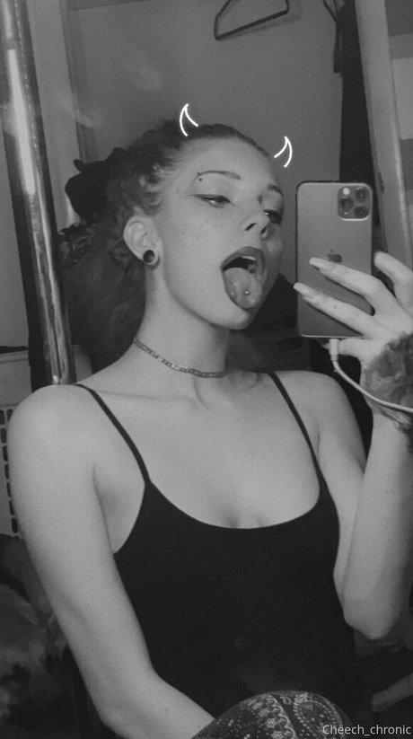 free cheech chronic nice actress image