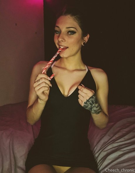 free cheech chronic star nudes pic