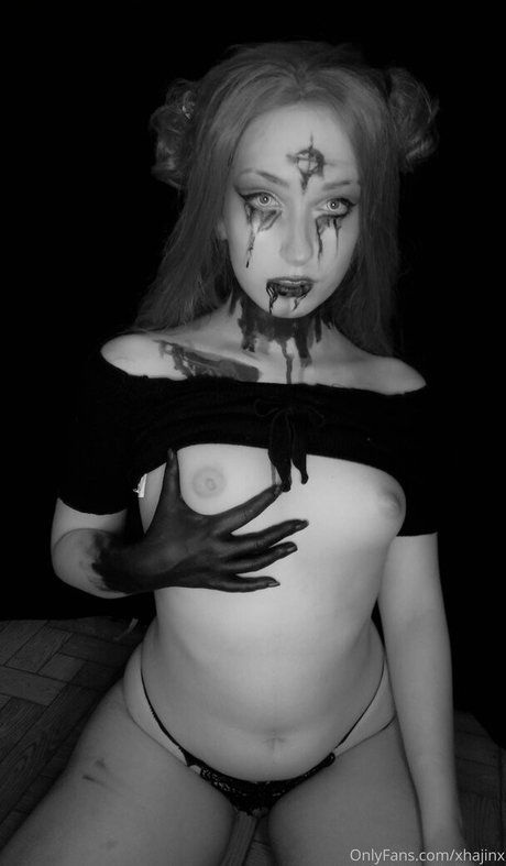 Xhajinx model beautiful pics