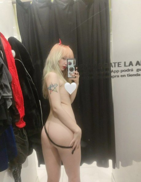 Xhajinx hot model gallery