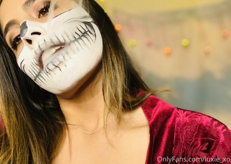 luxie xo erotic actress img