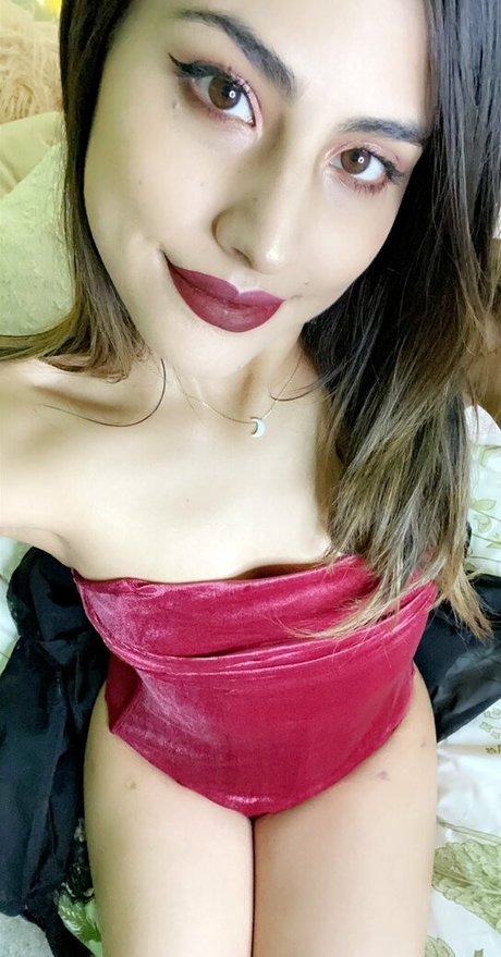 luxie xo pornstar hot pics