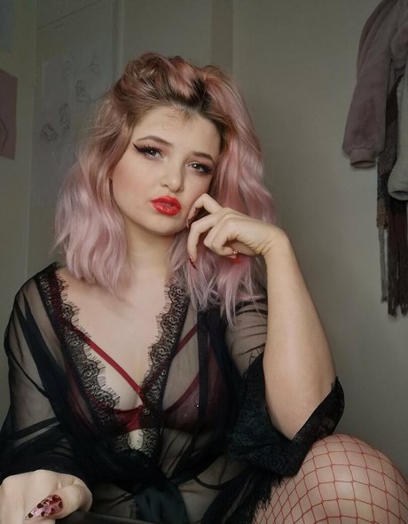 mature wife onlyfans exclusive images