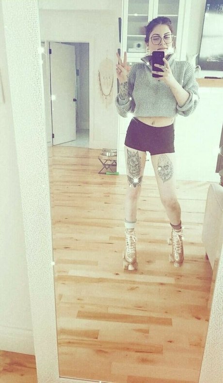 official miss gigi exclusive star pictures