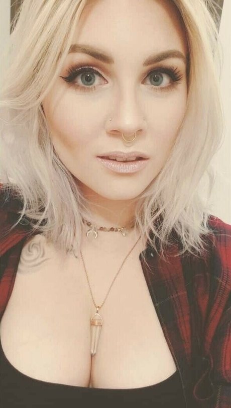 big tits blonde onlyfans free nude img