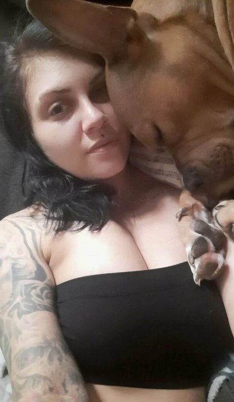 official miss gigi pornstar erotic picture