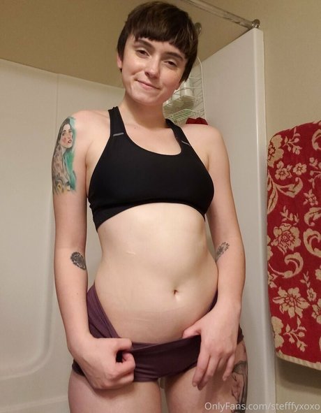 cheerleader onlyfans nude image