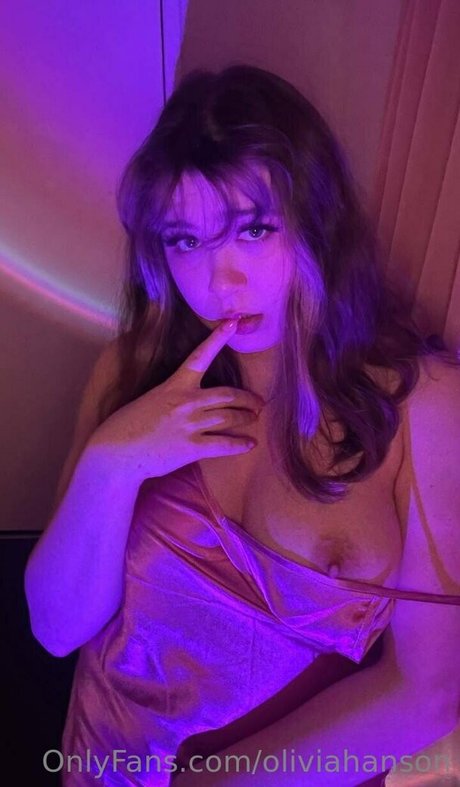 Olivia Hanson erotic star images