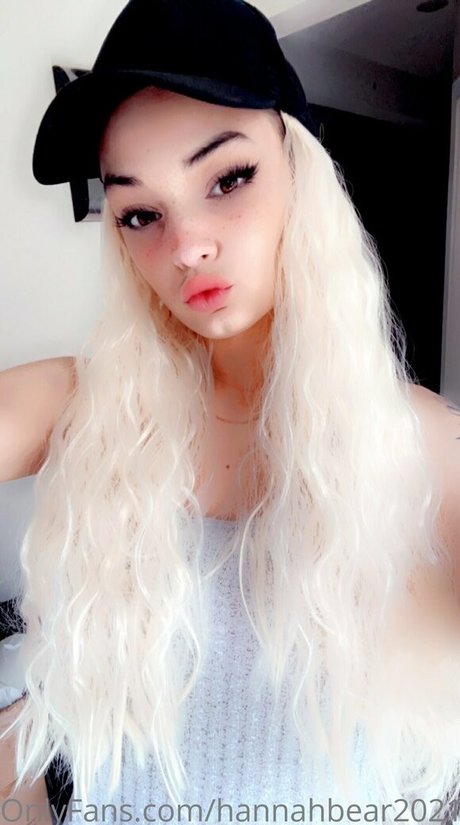 hannahbear2021 high quality model images