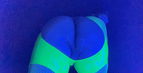 suciowalker pornstar nude archive