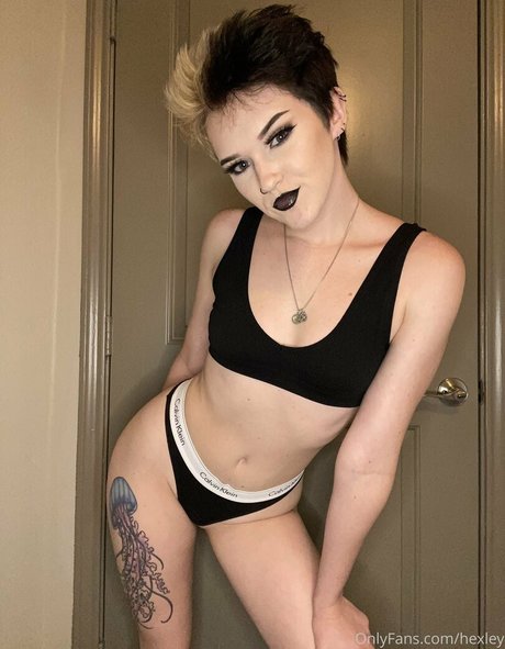 chicks with dicks onlyfans naked pics