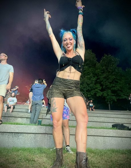 taylorraz pornstar pics