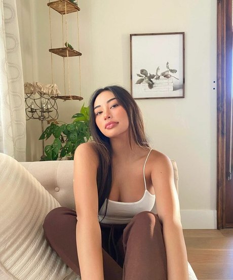 big tits brunette onlyfans porn archive