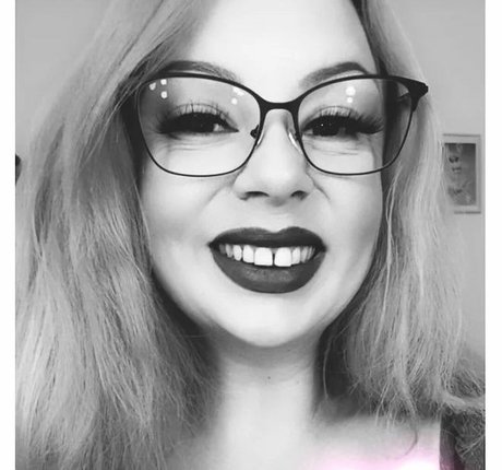 sexy selfie onlyfans art naked galleries