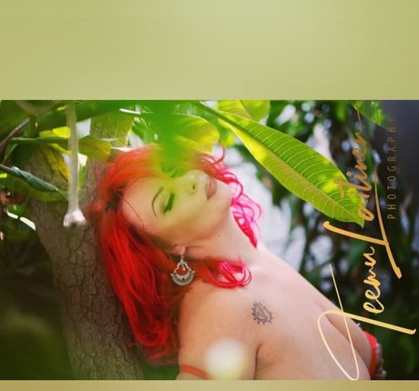 Ming naaa perfect star pics