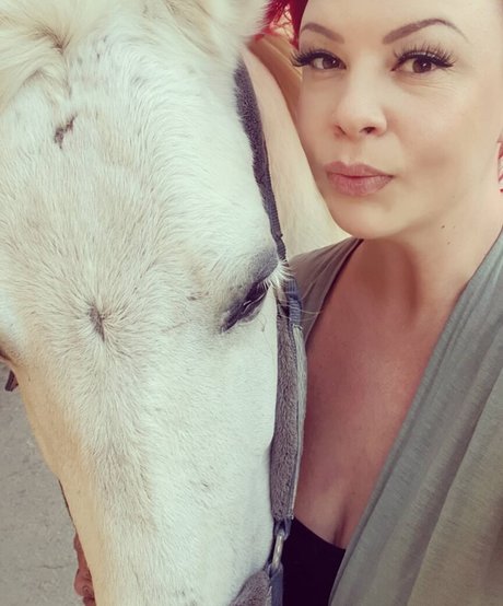 Ming naaa model galleries