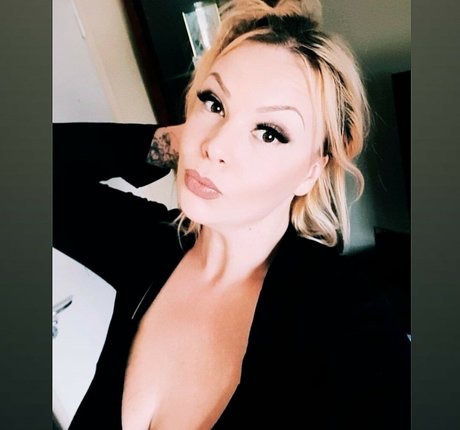 farm onlyfans art naked photo