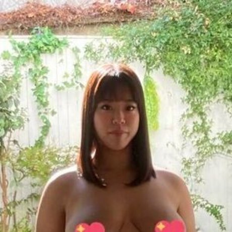 Minamihata Fuka free pornstar images