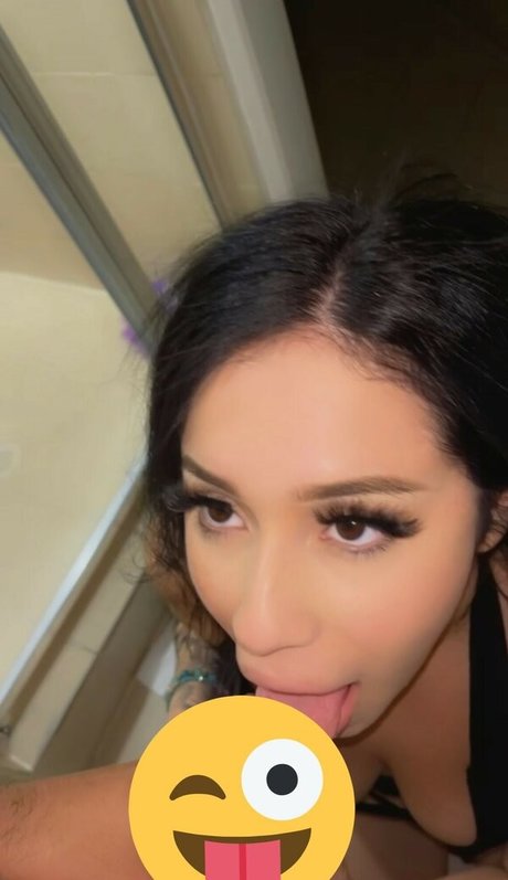 creammsodaa model pretty photos