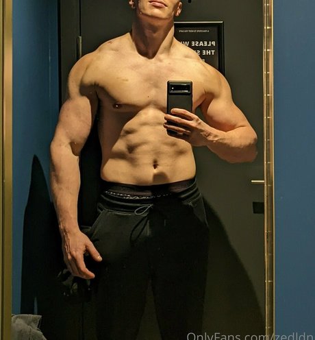 zedldn nudes star images