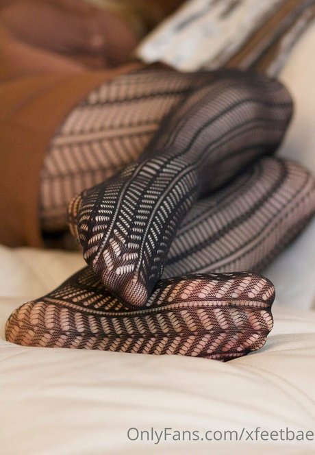 xfeetbae erotic star pic