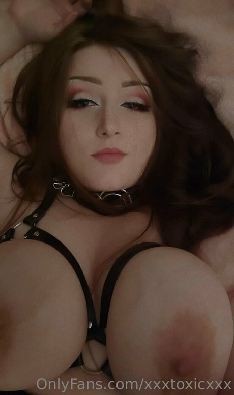 xxxtoxicxxx exclusive star image