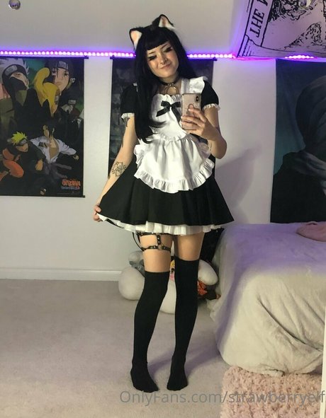 cute teen onlyfans nude image