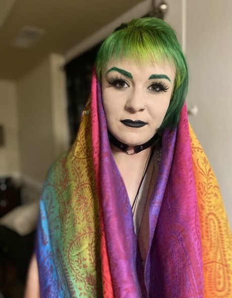 princessemeraldd2 pornographic actress picture