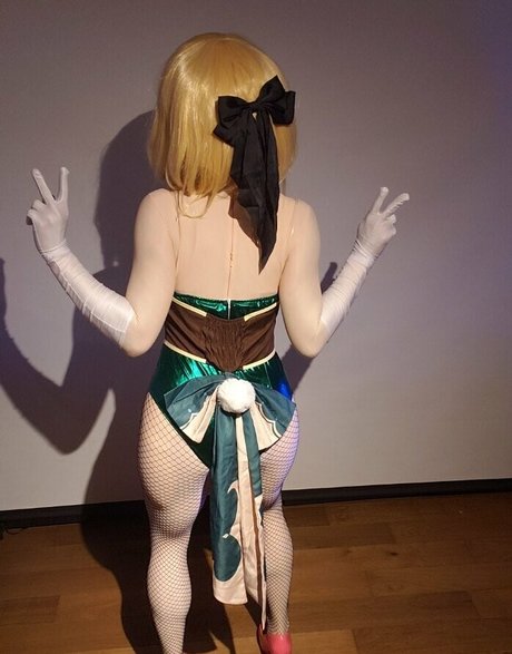 sissymichiru model erotic pics