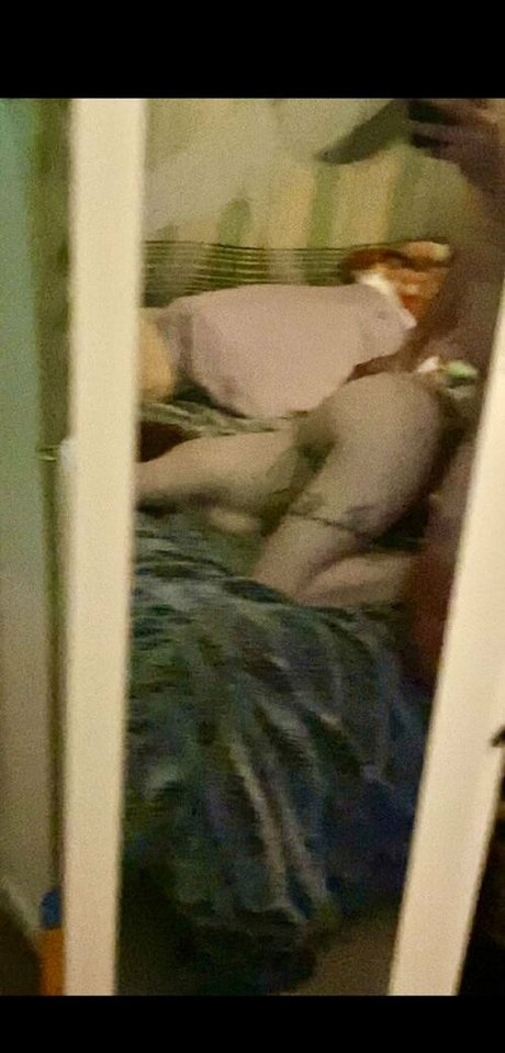 neoma moon free pornstar photo