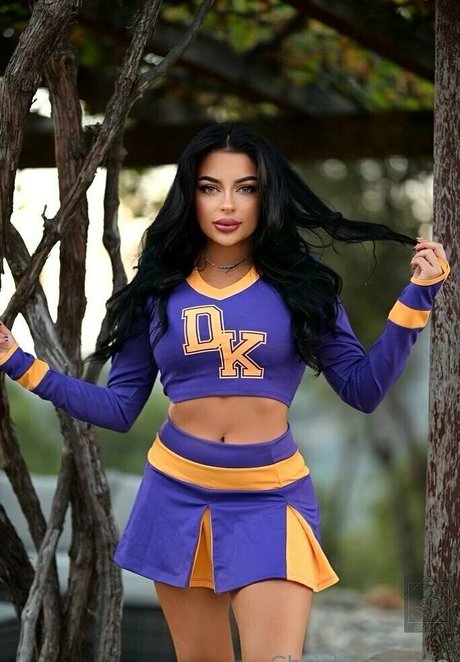 christinaenaa hd model picture