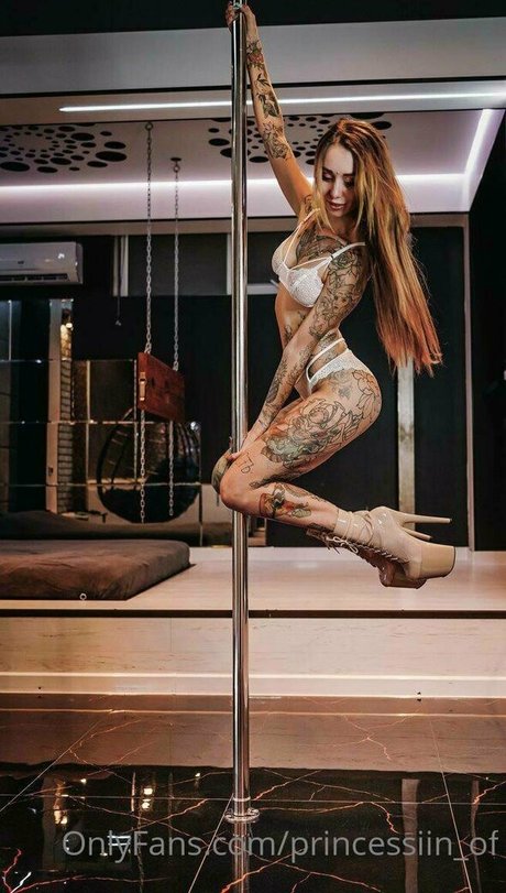 princessiin of pretty actress image